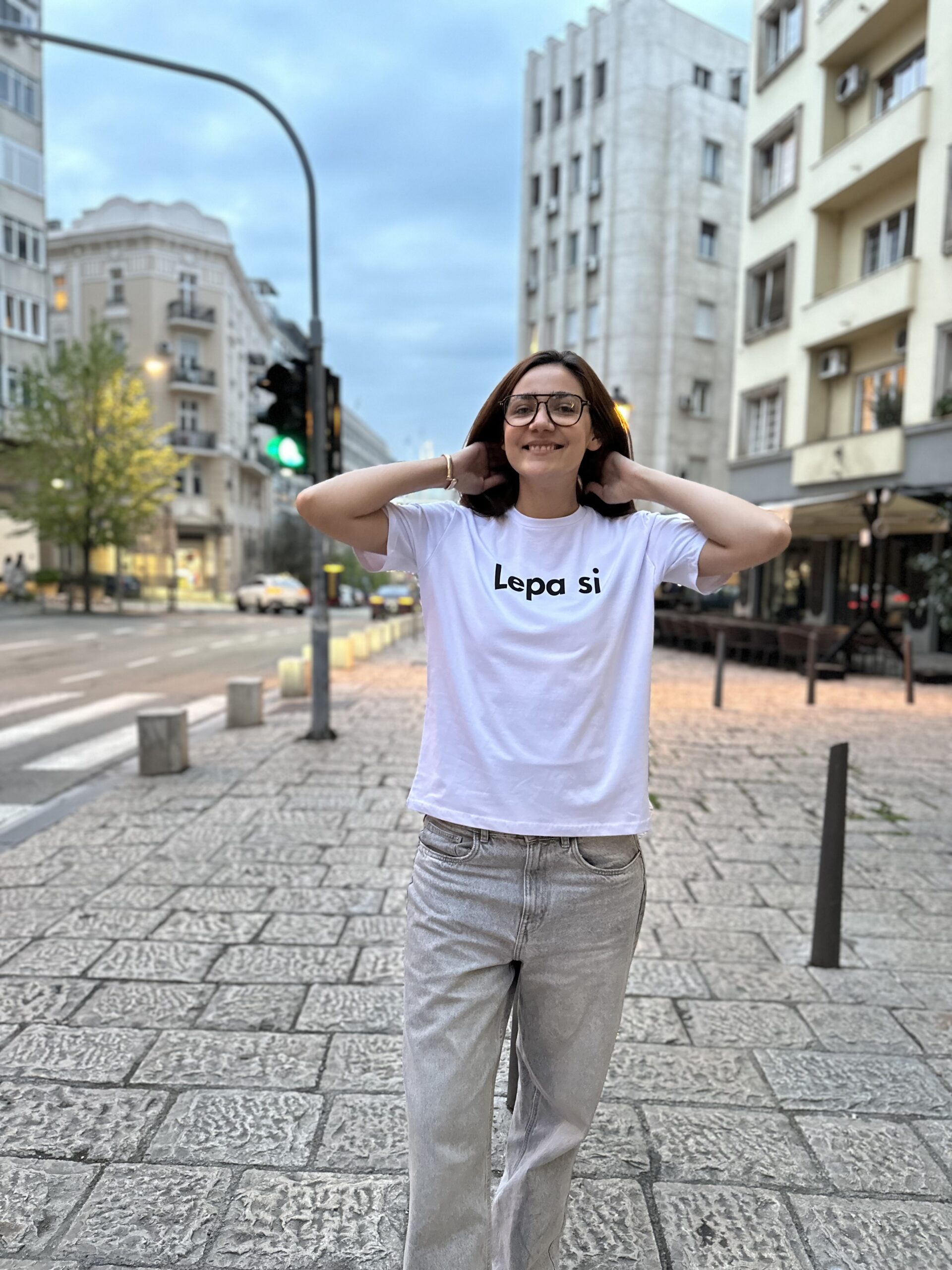 Lepa si ~ White