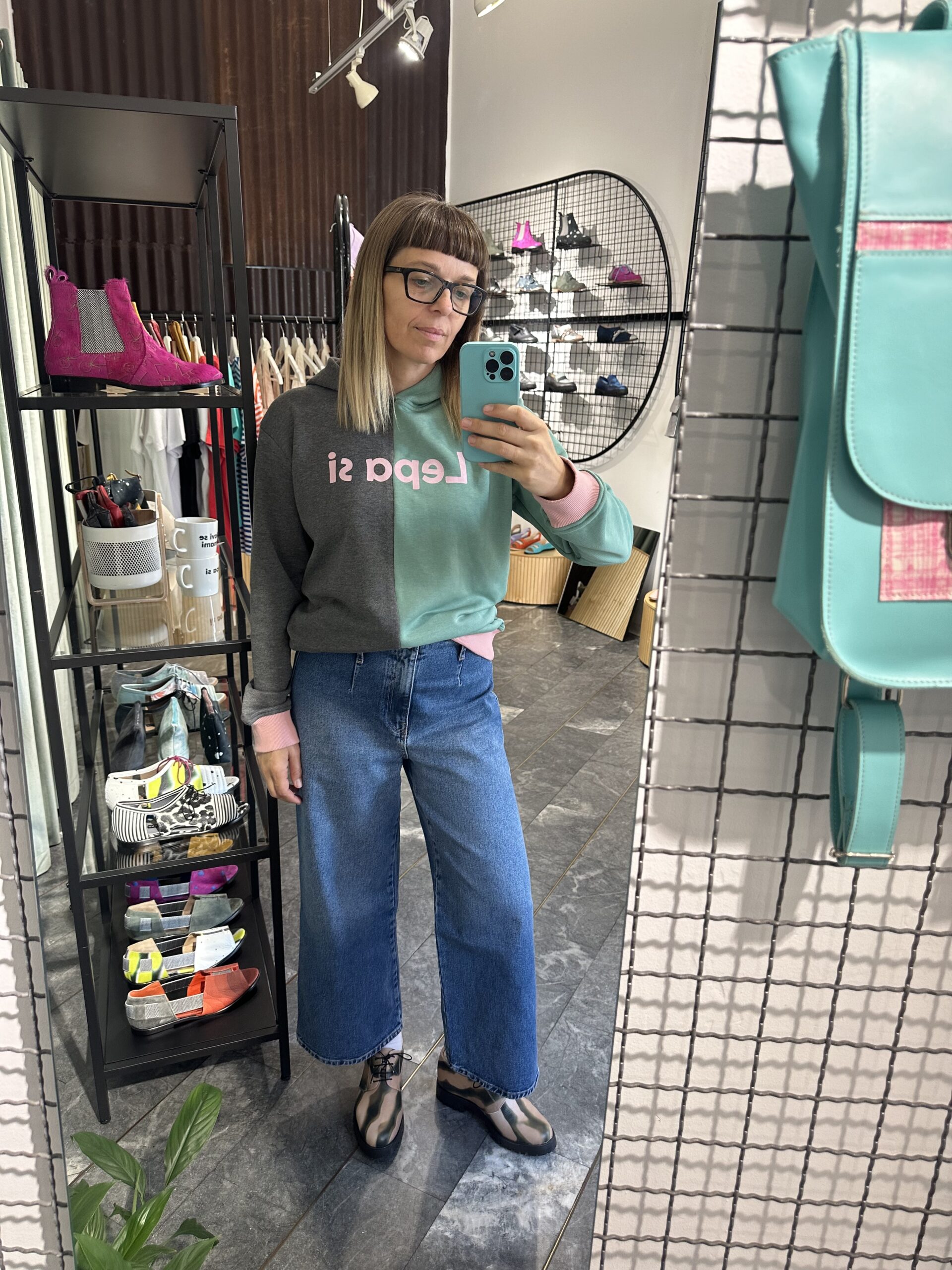 Lepa si Hoodie