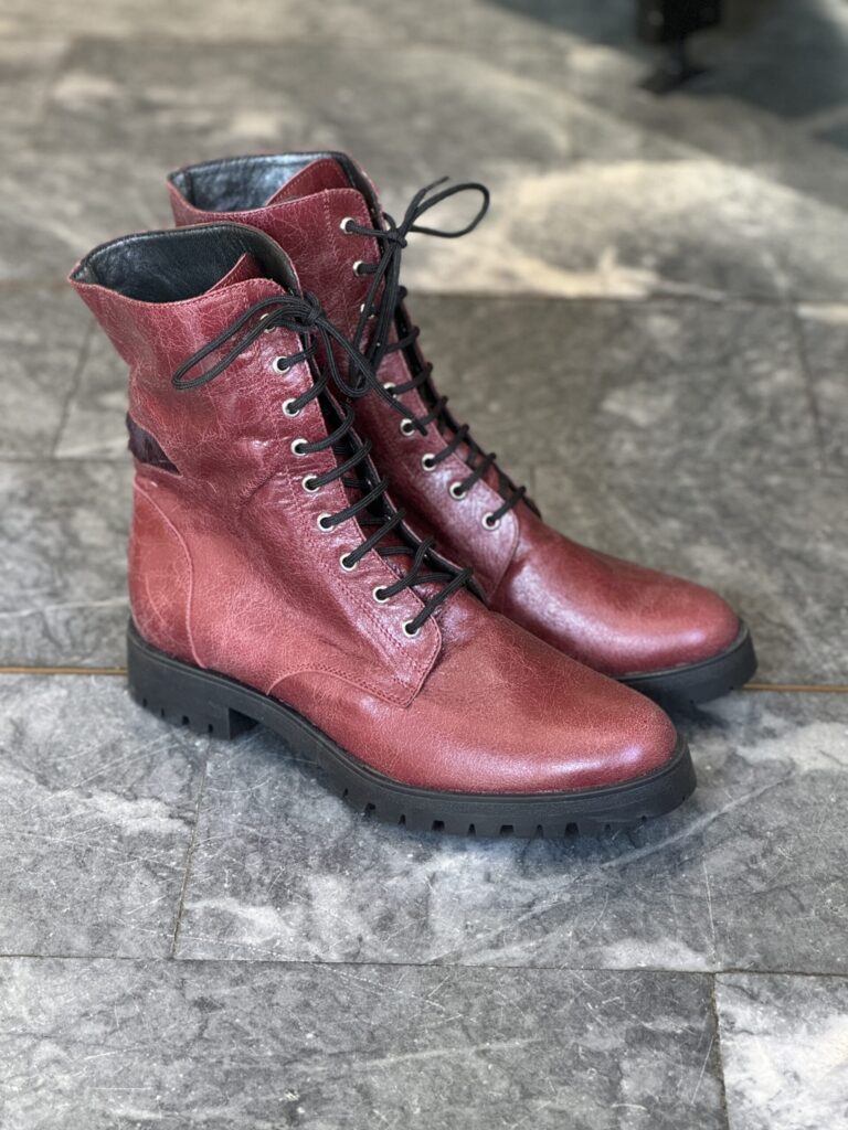 Combat ~ Burgundy