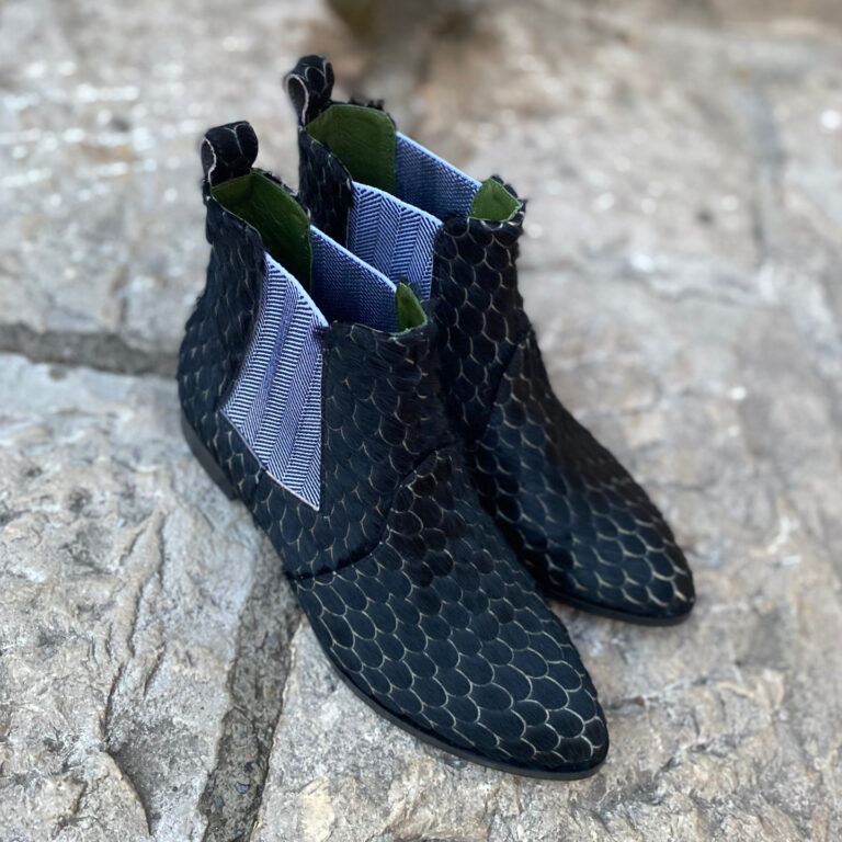 Chelsea Boot Waves Black